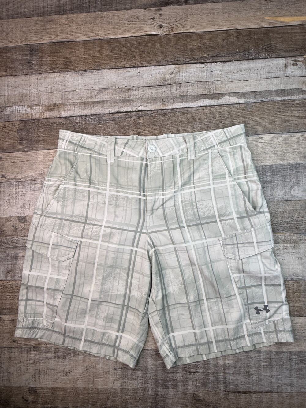 Under Armour Men 36 Plaid Fish Hunter Cargo Shorts Pockets Outdoor Gray 1244207